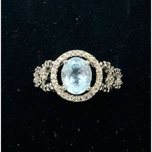 Beautiful Floating Oval Natural Blue Topaz w Textured Detailing / Diamond Accent - Picture 10 of 11